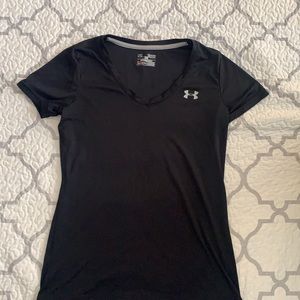 Black under armour t-shirt!